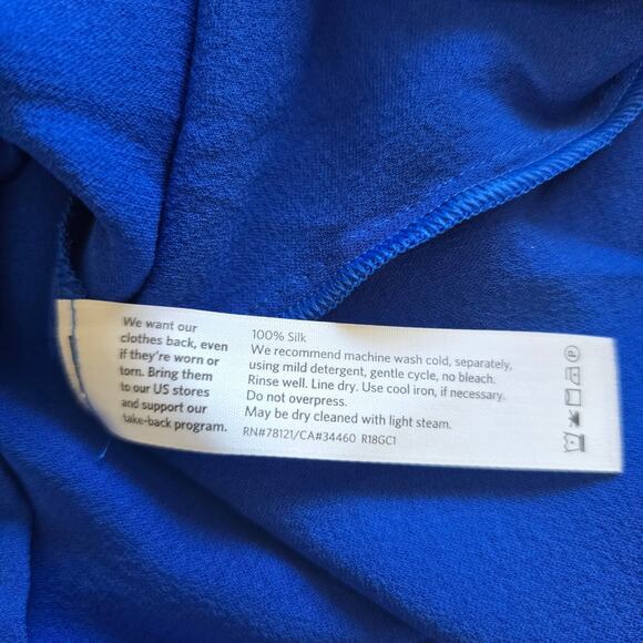 Eileen Fisher 100% Silk Split Sleeve Blouse Top Size L Royal Blue Relaxed Fit - Picture 7 of 9